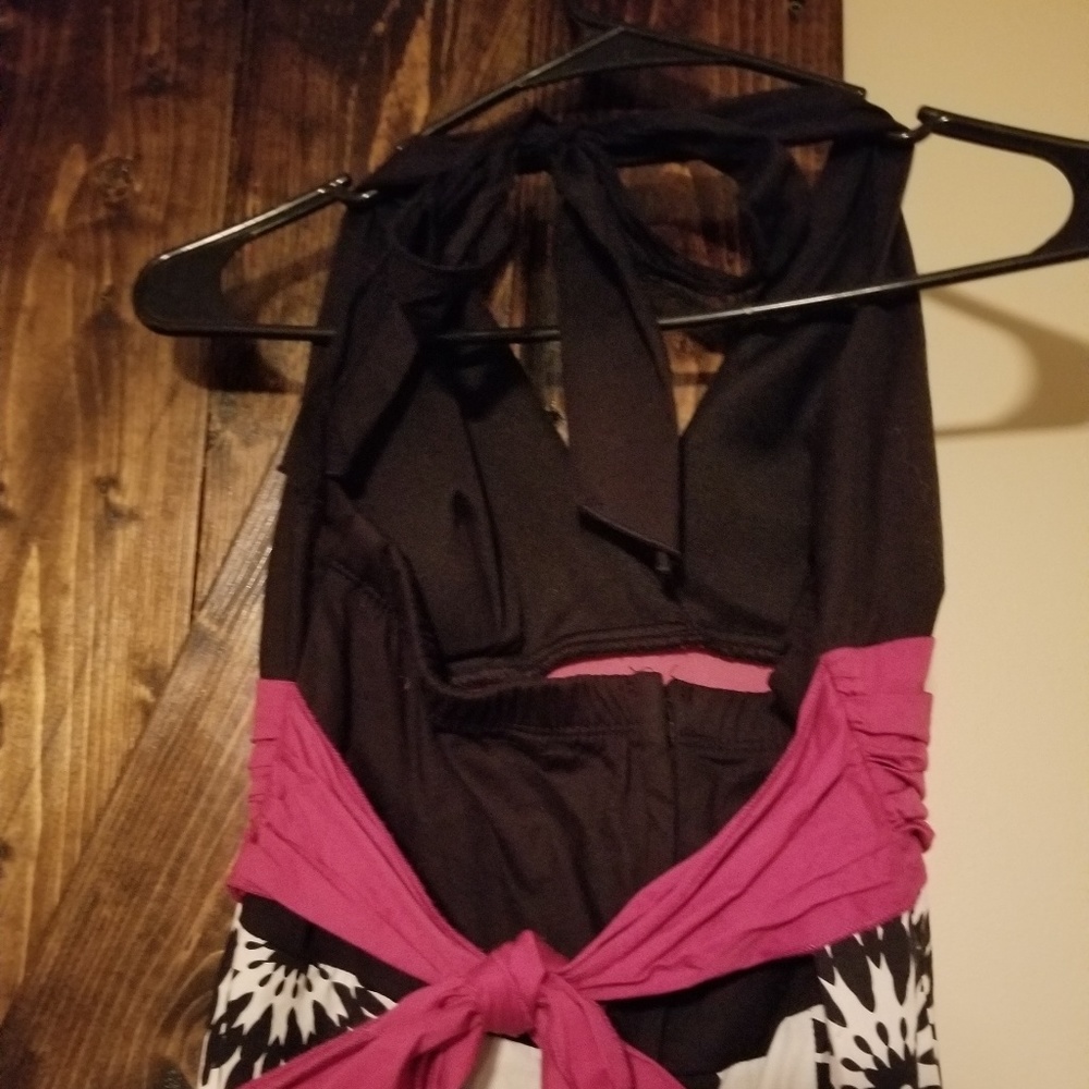 Dress - Picture 4 of 4